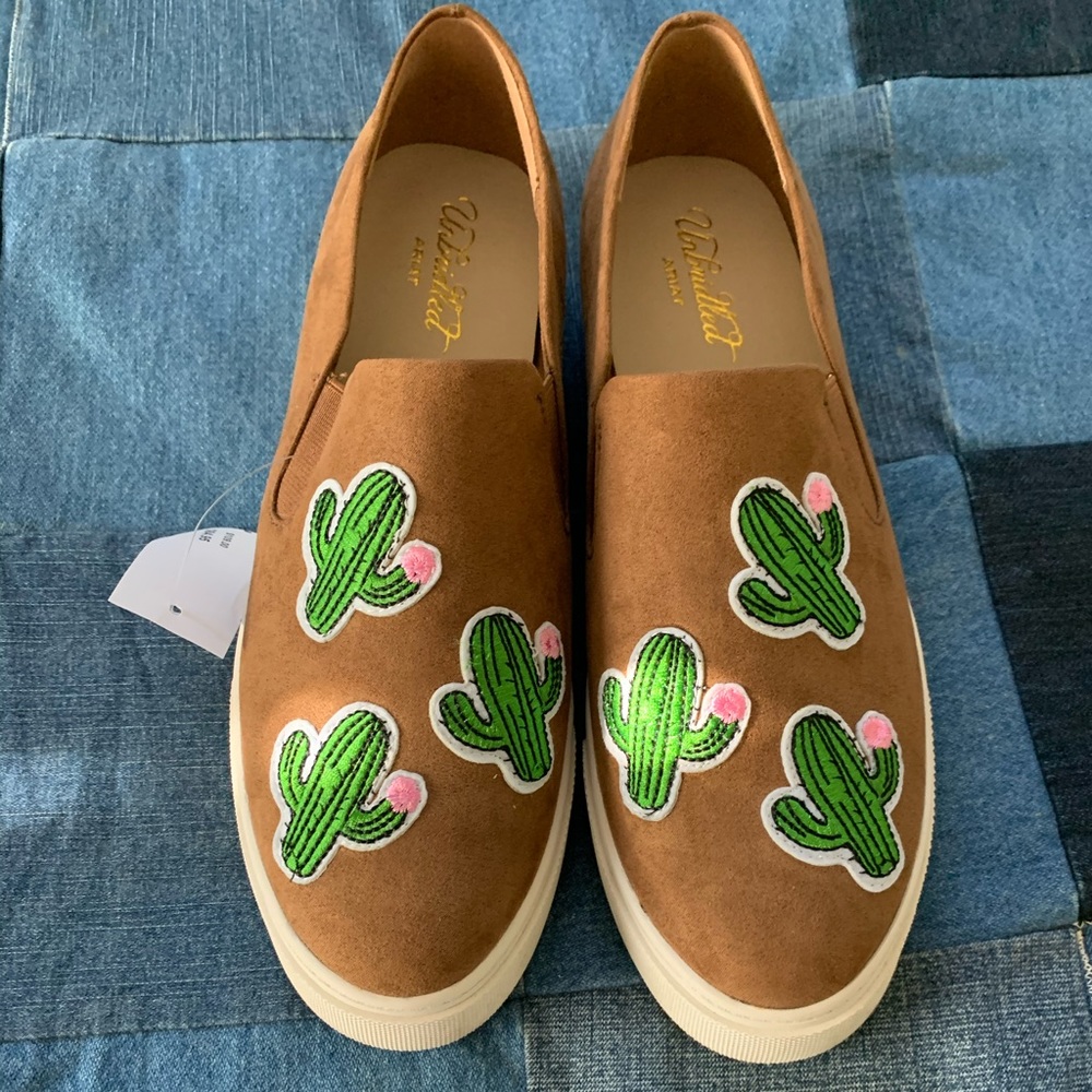 Ariat platform cactus slip on